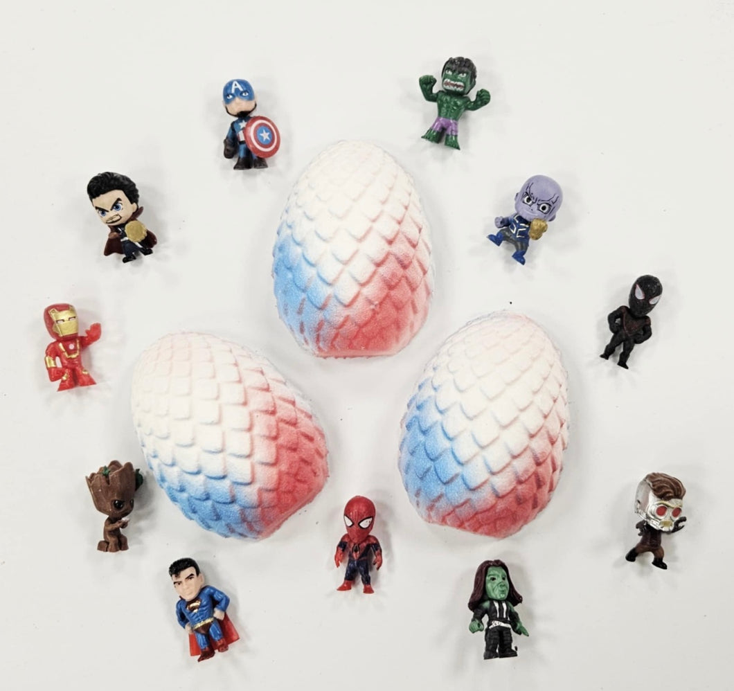Heroes Surprise Bath Bomb