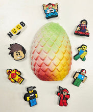 Load image into Gallery viewer, Roblox Croc Charm Surprise Bath Bomb
