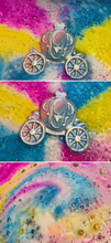 Load image into Gallery viewer, Princess Carriage Bath Bomb

