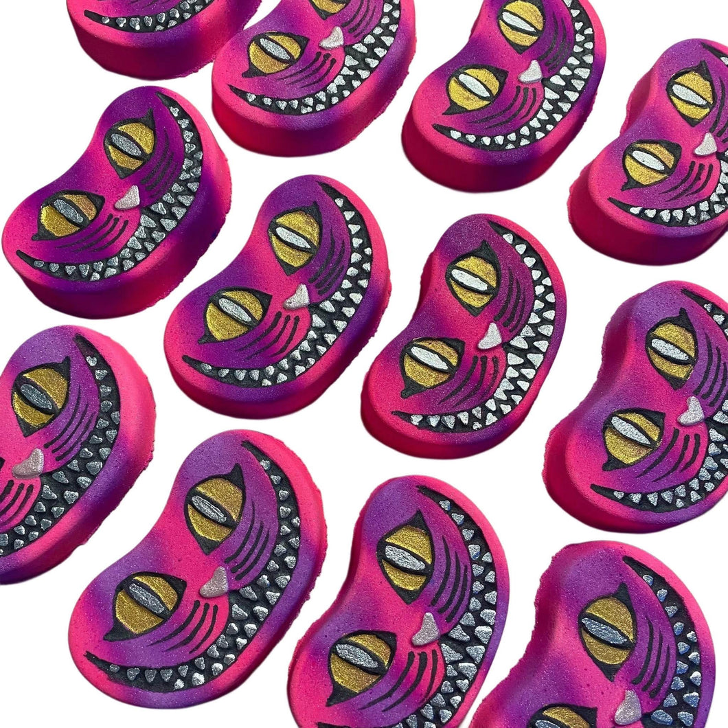 Grinning Cat Bath Bomb