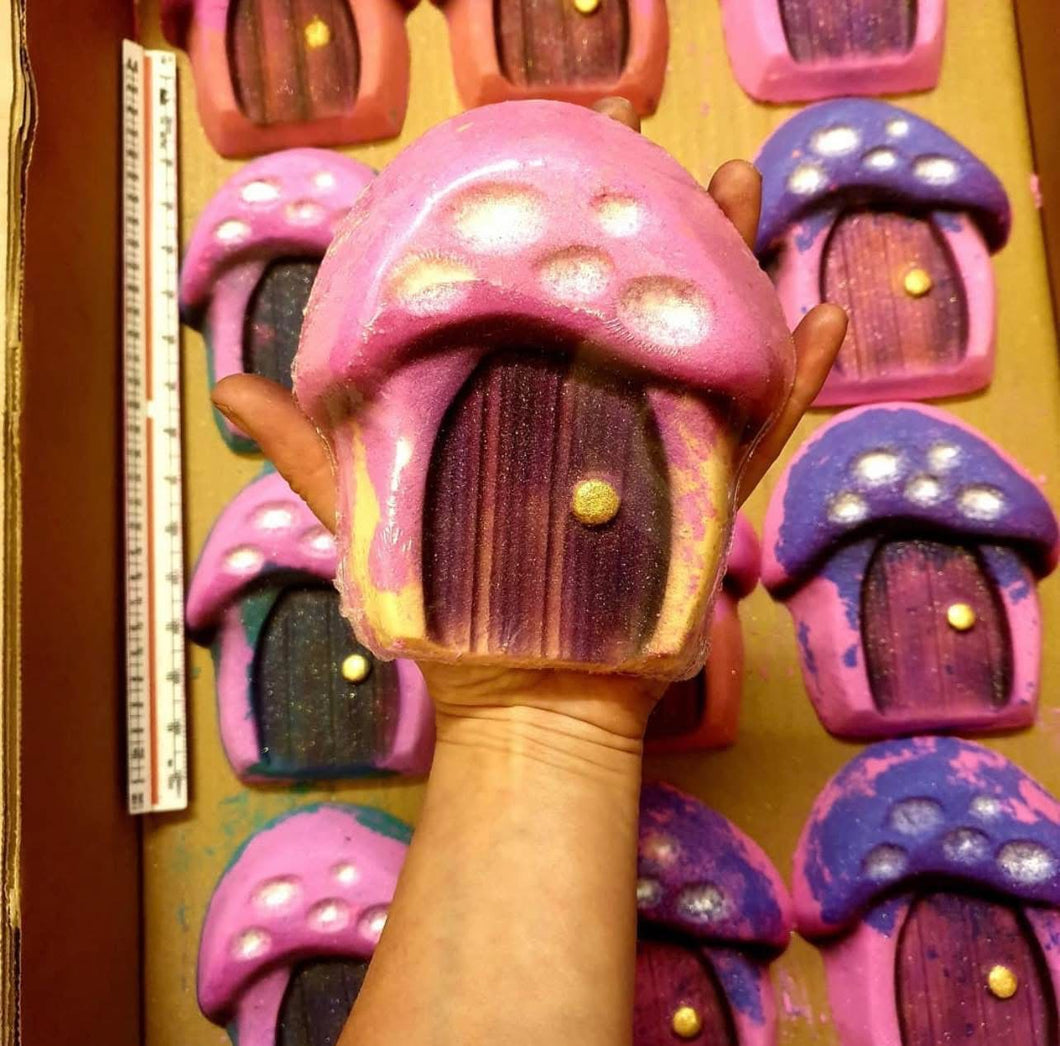 Large Fairy Door Bath Bomb
