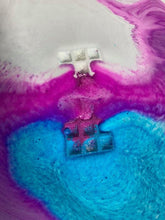Load image into Gallery viewer, Snow 🧚 Waffle Bath Bomb

